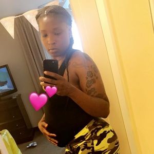 Meet your Posher, Domonique